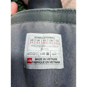 North Face ThermoBall Utility Mid Snow Boots Women's size 8.5